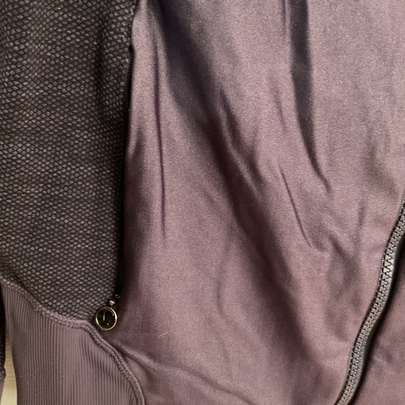 Lululemon Sweater - Picture 4 of 11